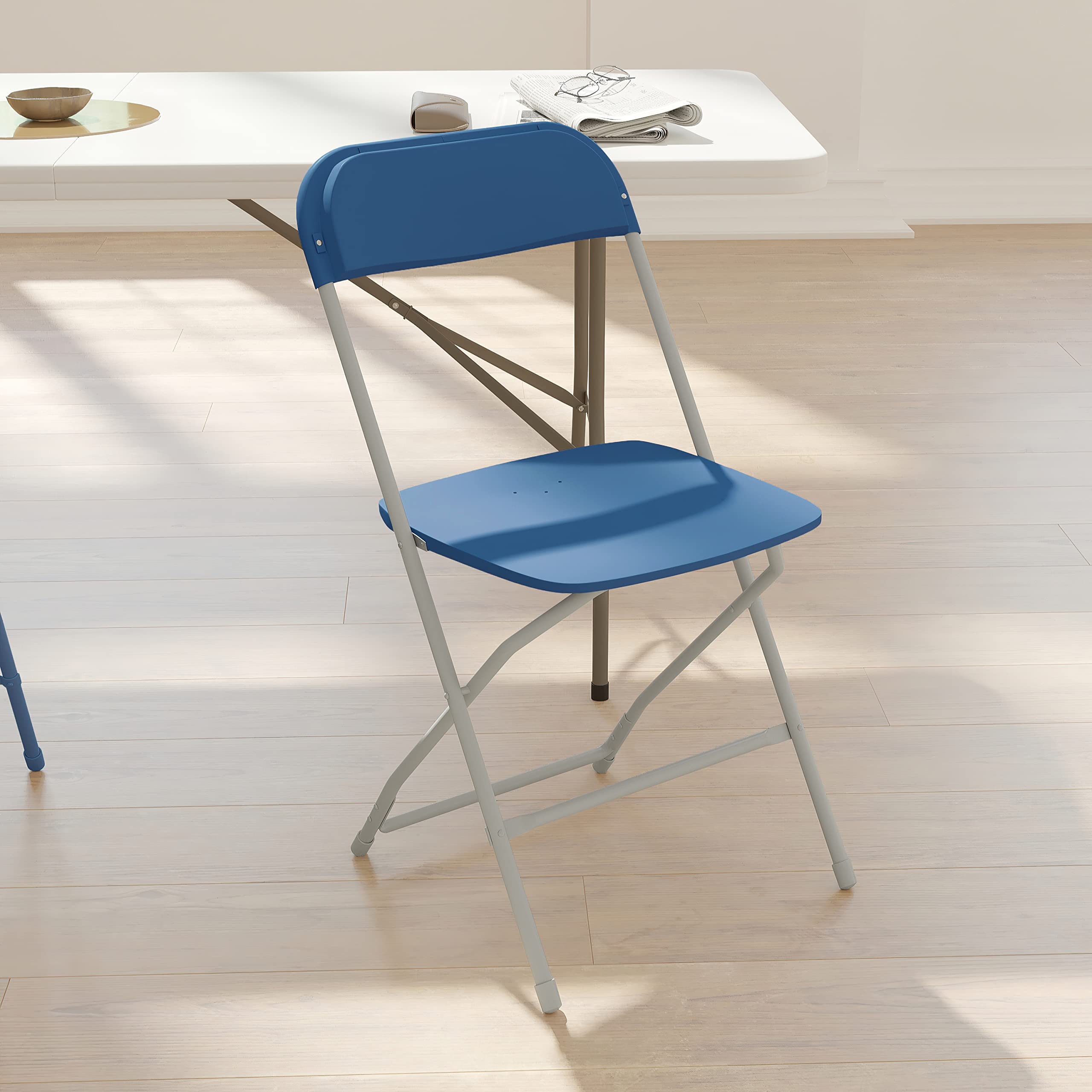 Flash Furniture Hercules™ Series Plastic Folding Chair - Blue - 4 Pack 650Lb Weight Capacity Comfortable Event Chair-Lightweight Folding Chair